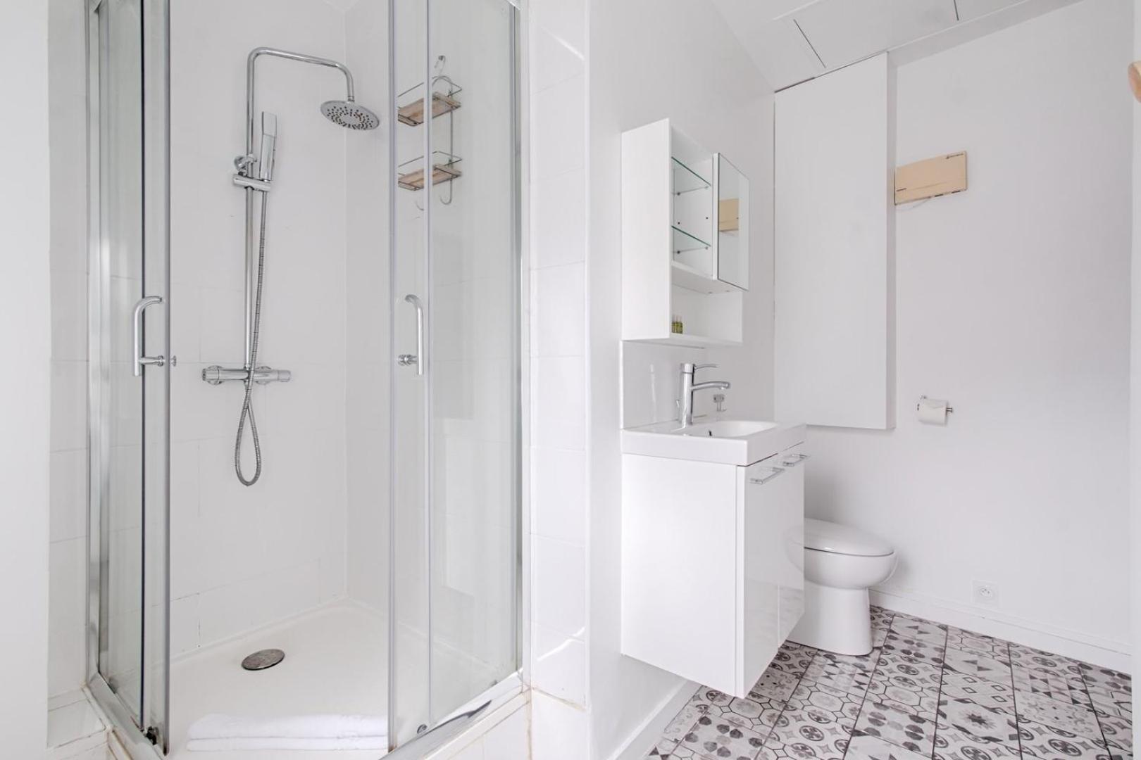 Appartement Near To Saint Lazare - 6P Paris Exterior foto